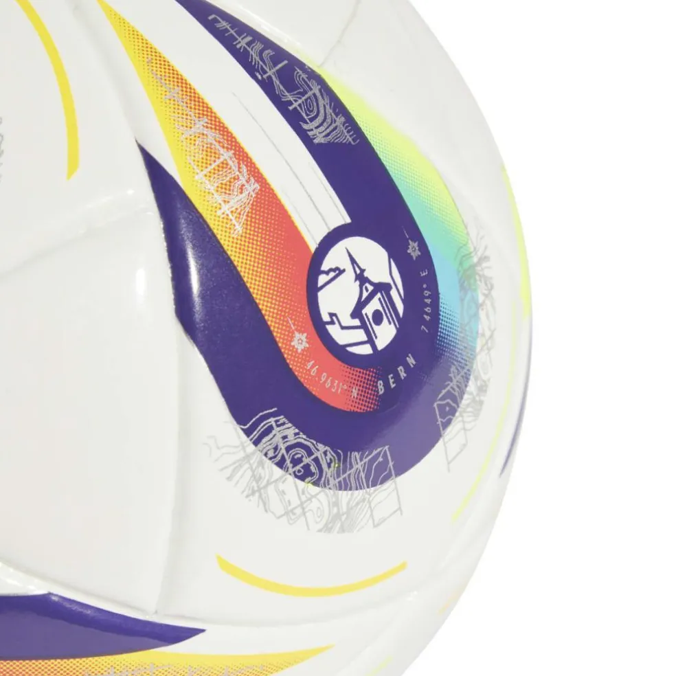 Adidas Konektis Mini voetbal white panton lucle